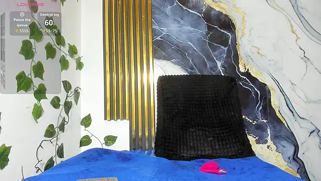 brittanyy20 online show from 18, 11, 2025