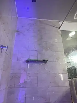 Daphnee-x online show from 9, 2, 2026