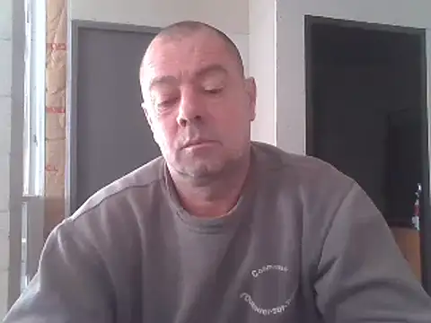 hugoboys4576 online show from 24, 11, 2025