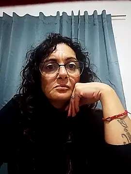 dulcefanny online show from 10, 6, 2026