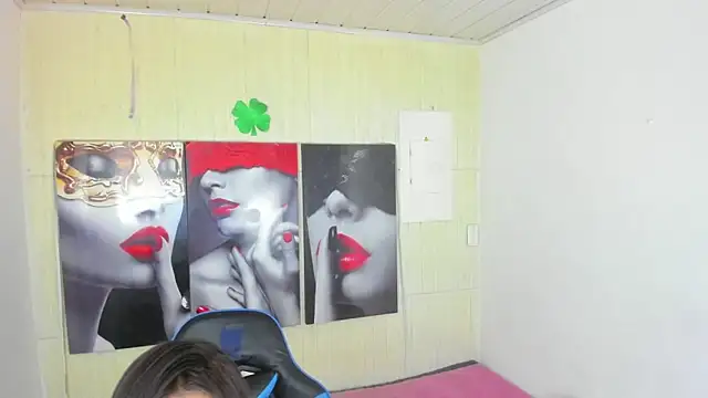 Snapshot of kristel_19 chatting on 16, 10, 2025 kristel 19 online show from 16, 10, 2025