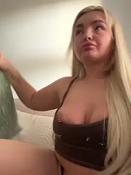 BelleXx online show from 8, 11, 2025