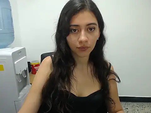 Snapshot of Alice-08 chatting on 4, 5, 2026 Alice-08 online show from 4, 5, 2026