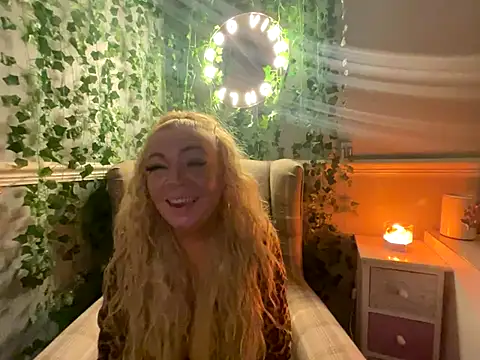 BonnyDesire online show from 2, 10, 2025