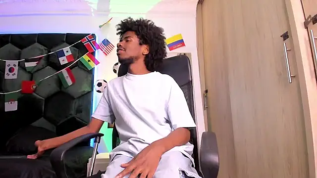 AllexJacob online show from 6, 7, 2026