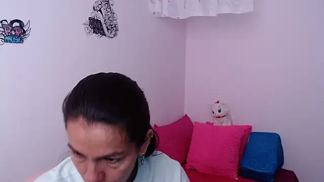 camilavargas  online show from 31, 3, 2026