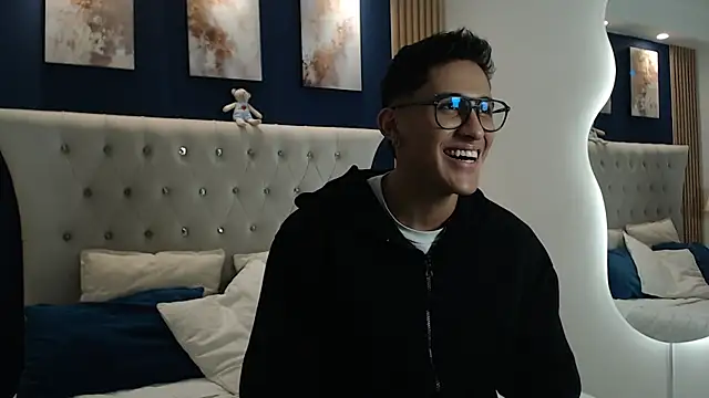 SalvadorFit online show from 1, 3, 2026