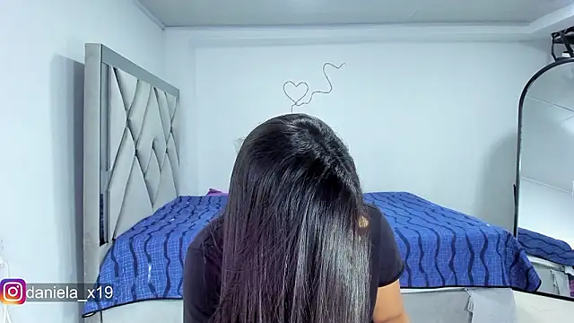 Snapshot of Daniela_x19 chatting on 18, 2, 2026 Daniela x19 online show from 18, 2, 2026