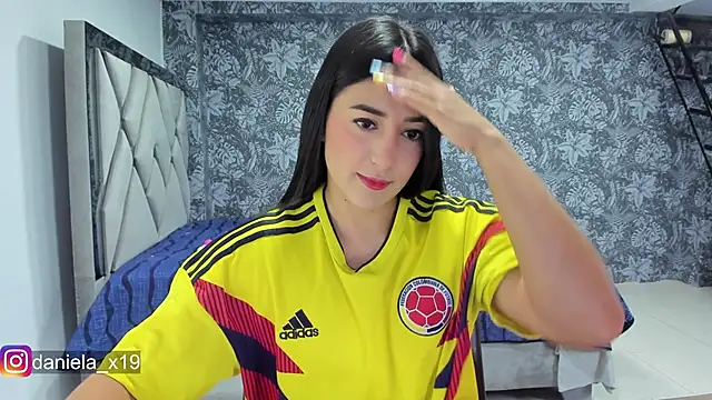 Snapshot of Daniela_x19 chatting on 27, 3, 2026 Daniela x19 online show from 27, 3, 2026