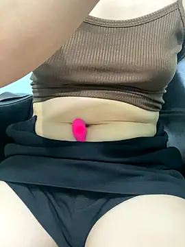 Snapshot of -Bigbutt- chatting on 20, 10, 2025 -Bigbutt- online show from 20, 10, 2025