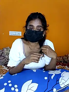 honeyqueen143 online show from 25, 9, 2025