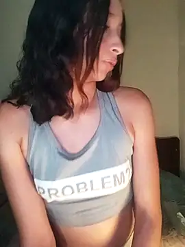 Snapshot of Vale_stone_ chatting on 18, 10, 2025 Vale stone  online show from 18, 10, 2025