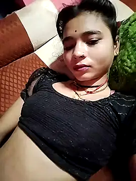 Snapshot of R_Roshni chatting on 4, 10, 2025 R Roshni online show from 4, 10, 2025