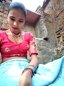 Snapshot of R_Roshni chatting on 7, 4, 2026 R Roshni online show from 7, 4, 2026