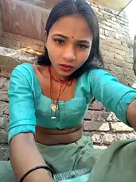 Snapshot of R_Roshni chatting on 21, 4, 2026 R Roshni online show from 21, 4, 2026