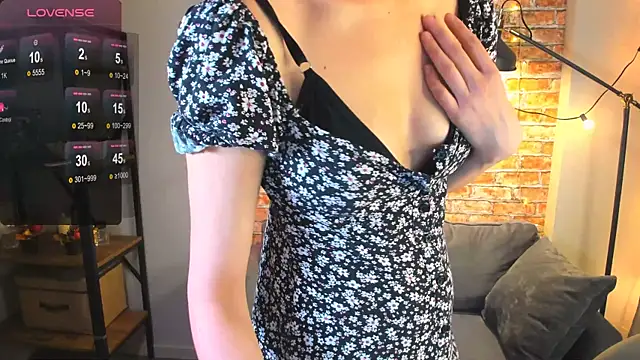 Snapshot of nancy_posh chatting on 9, 1, 2026 nancy posh online show from 9, 1, 2026