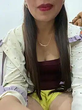 Snapshot of Milky-milk chatting on 23, 4, 2026 Milky-milk online show from 23, 4, 2026