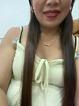 Snapshot of Milky-milk chatting on 26, 5, 2026 Milky-milk online show from 26, 5, 2026