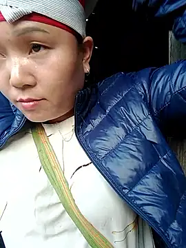 Snapshot of Biu_xx chatting on 15, 12, 2025 Biu xx online show from 15, 12, 2025