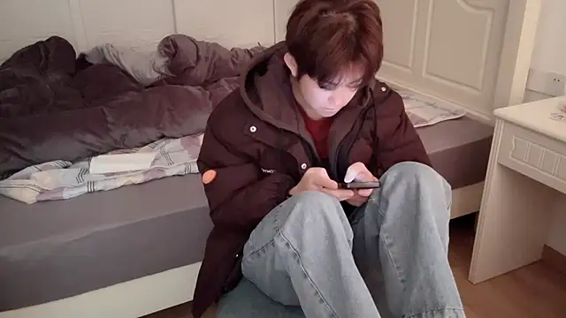 xlong00099 online show from 2, 12, 2025