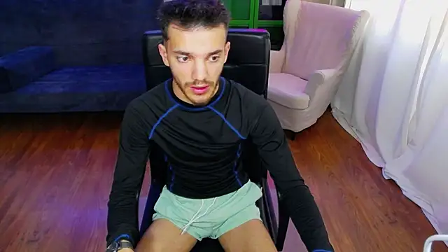 DominicValente online show from 21, 10, 2025
