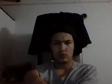 Snapshot of El_awo_ chatting on 29, 9, 2025 El awo online show from 29, 9, 2025