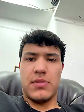 Snapshot of El_awo_ chatting on 13, 10, 2025 El awo online show from 13, 10, 2025