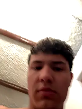 Snapshot of El_awo_ chatting on 14, 10, 2025 El awo online show from 14, 10, 2025