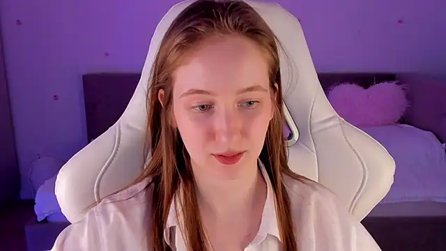 CrystalSoul  online show from 17, 11, 2025