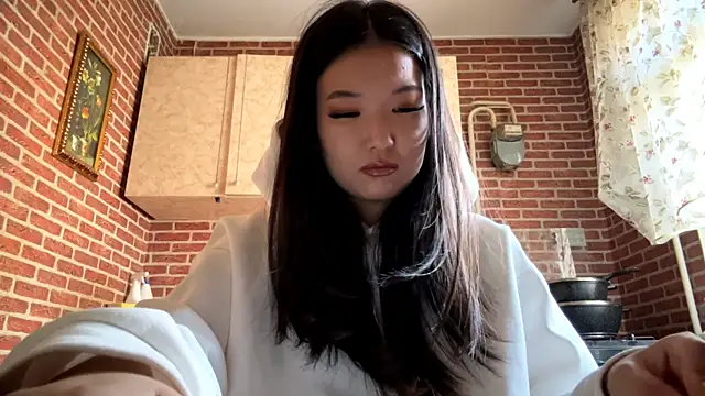 Snapshot of EmmaLeexth chatting on 26, 3, 2026 EmmaLeexth online show from 26, 3, 2026