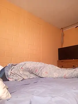 Snapshot of Lionardovssf35 chatting on 22, 12, 2025 Lionardovssf35 online show from 22, 12, 2025