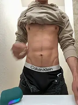 Snapshot of gymratforyouu chatting on 13, 4, 2026 gymratforyouu online show from 13, 4, 2026