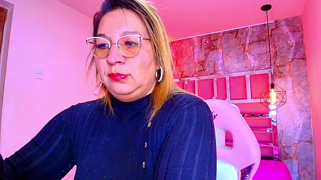 MaylinRosse  online show from 15, 12, 2025