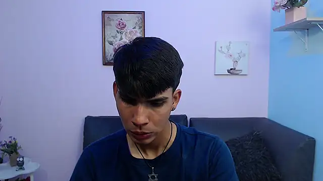 Snapshot of David_925_ chatting on 12, 10, 2025 David 925 online show from 12, 10, 2025