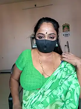 Snapshot of queendivya chatting on 5, 6, 2026 queendivya online show from 5, 6, 2026