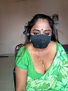 Snapshot of queendivya chatting on 5, 6, 2026 queendivya online show from 5, 6, 2026