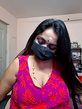 Snapshot of queendivya chatting on 27, 6, 2026 queendivya online show from 27, 6, 2026