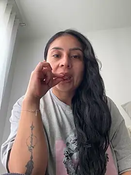Snapshot of amyross_s1 chatting on 26, 9, 2025 amyross s1 online show from 26, 9, 2025