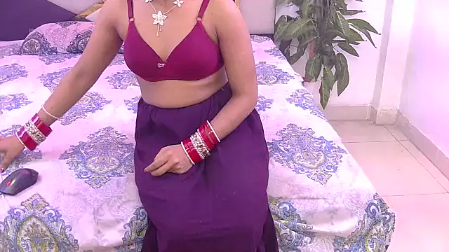 Snapshot of Lovelyy-couple chatting on 22, 2, 2026 Lovelyy-couple online show from 22, 2, 2026