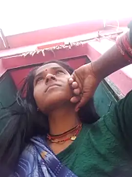 Snapshot of Hot_reshmaji chatting on 21, 3, 2026 Hot reshmaji online show from 21, 3, 2026