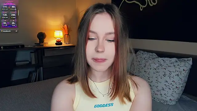 Snapshot of MaliaBourraine chatting on 1, 11, 2025 MaliaBourraine online show from 1, 11, 2025