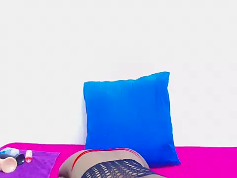 Snapshot of SexyCloe45 chatting on 9, 2, 2026 SexyCloe45 online show from 9, 2, 2026