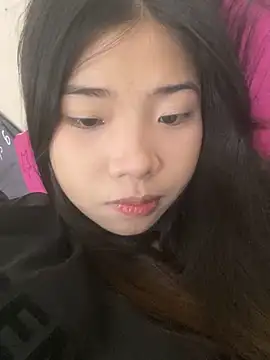 Snapshot of -Tania- chatting on 18, 11, 2025 -Tania- online show from 18, 11, 2025