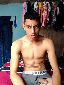 Snapshot of SalariedNudist chatting on 30, 9, 2025 SalariedNudist online show from 30, 9, 2025