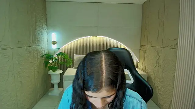 dany r  online show from 7, 4, 2026