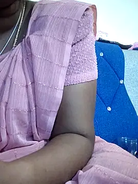 sweetqueen143 online show from 3, 10, 2025