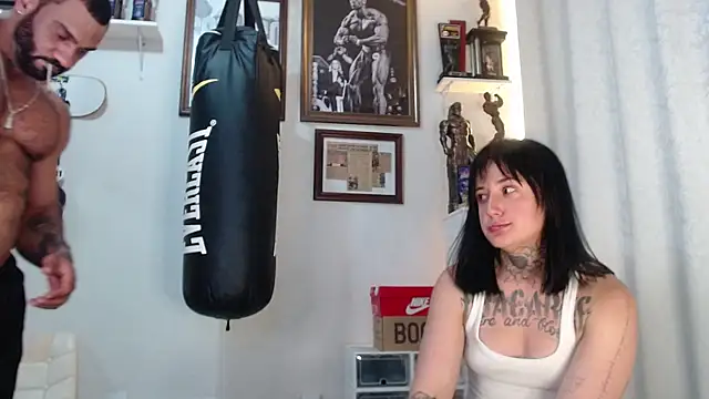 Snapshot of henryhadesflirt chatting on 3, 4, 2026 henryhadesflirt online show from 3, 4, 2026