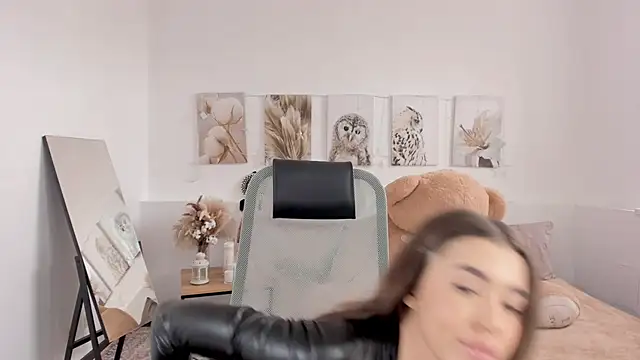 IndigoFae online show from 12, 4, 2026