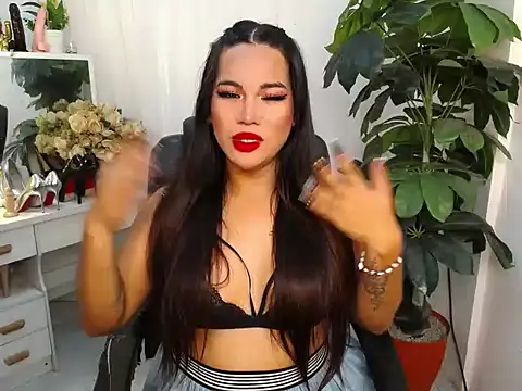 Snapshot of AngelitaDeputouch chatting on 9, 10, 2025 AngelitaDeputouch online show from 9, 10, 2025