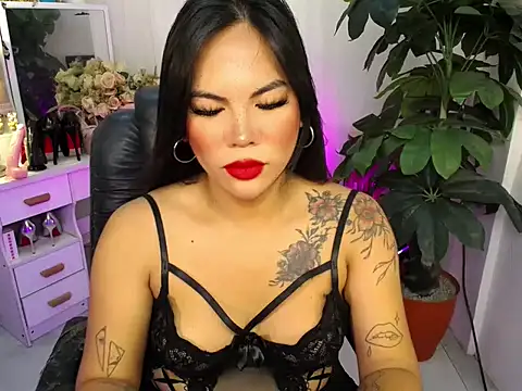 Snapshot of AngelitaDeputouch chatting on 19, 11, 2025 AngelitaDeputouch online show from 19, 11, 2025